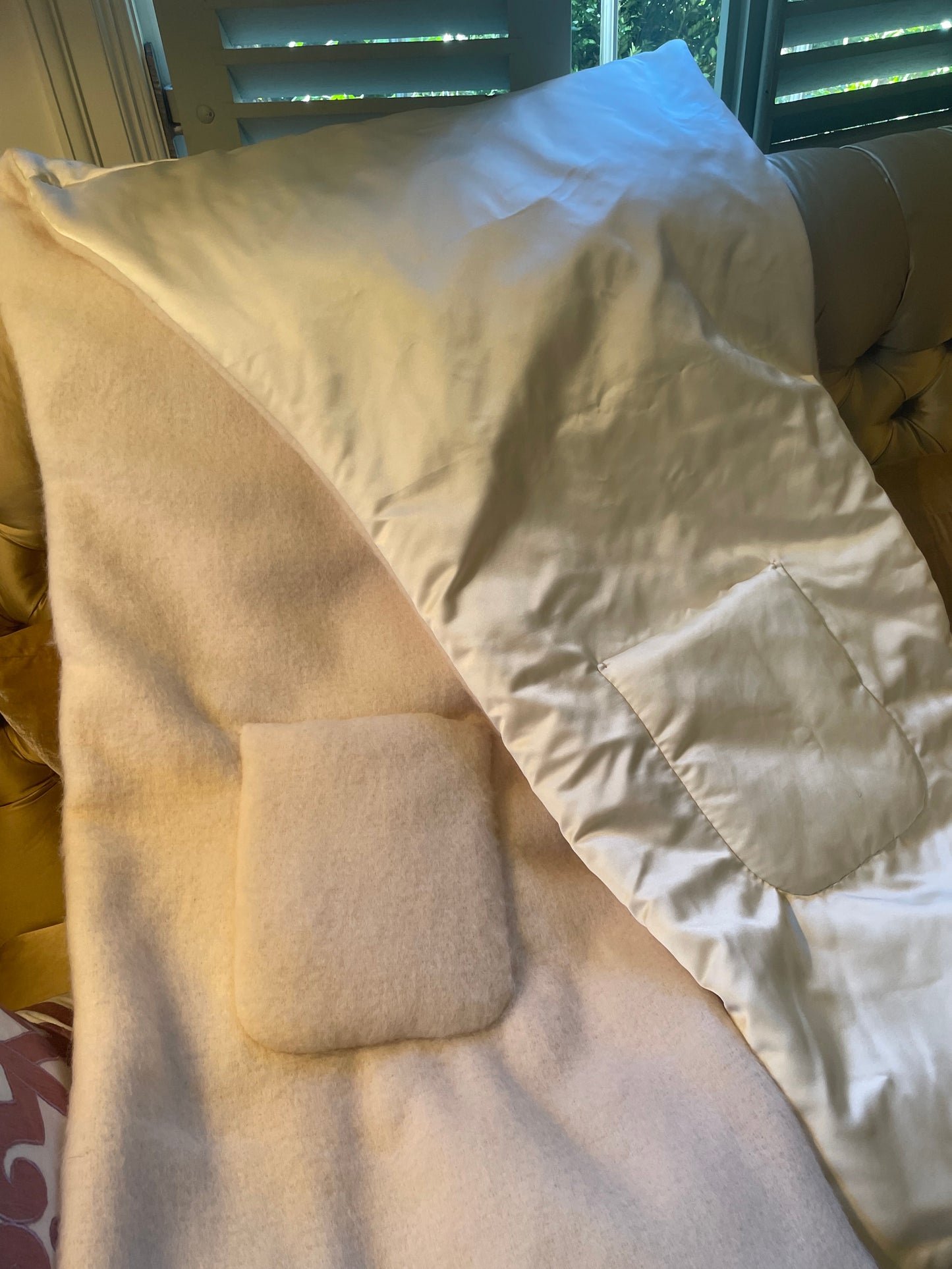 Alpaca / Cream Silk Wrap